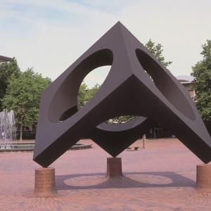 WWU sculpture by Isamu Noguchi, Skyviewing Sculpture, 1969